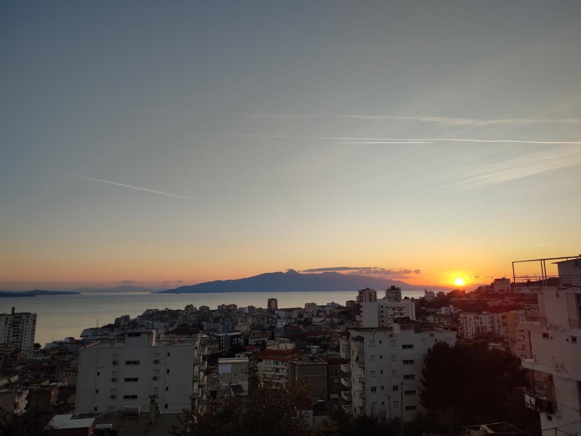 Appartamento Melina House Sarandë Esterno foto