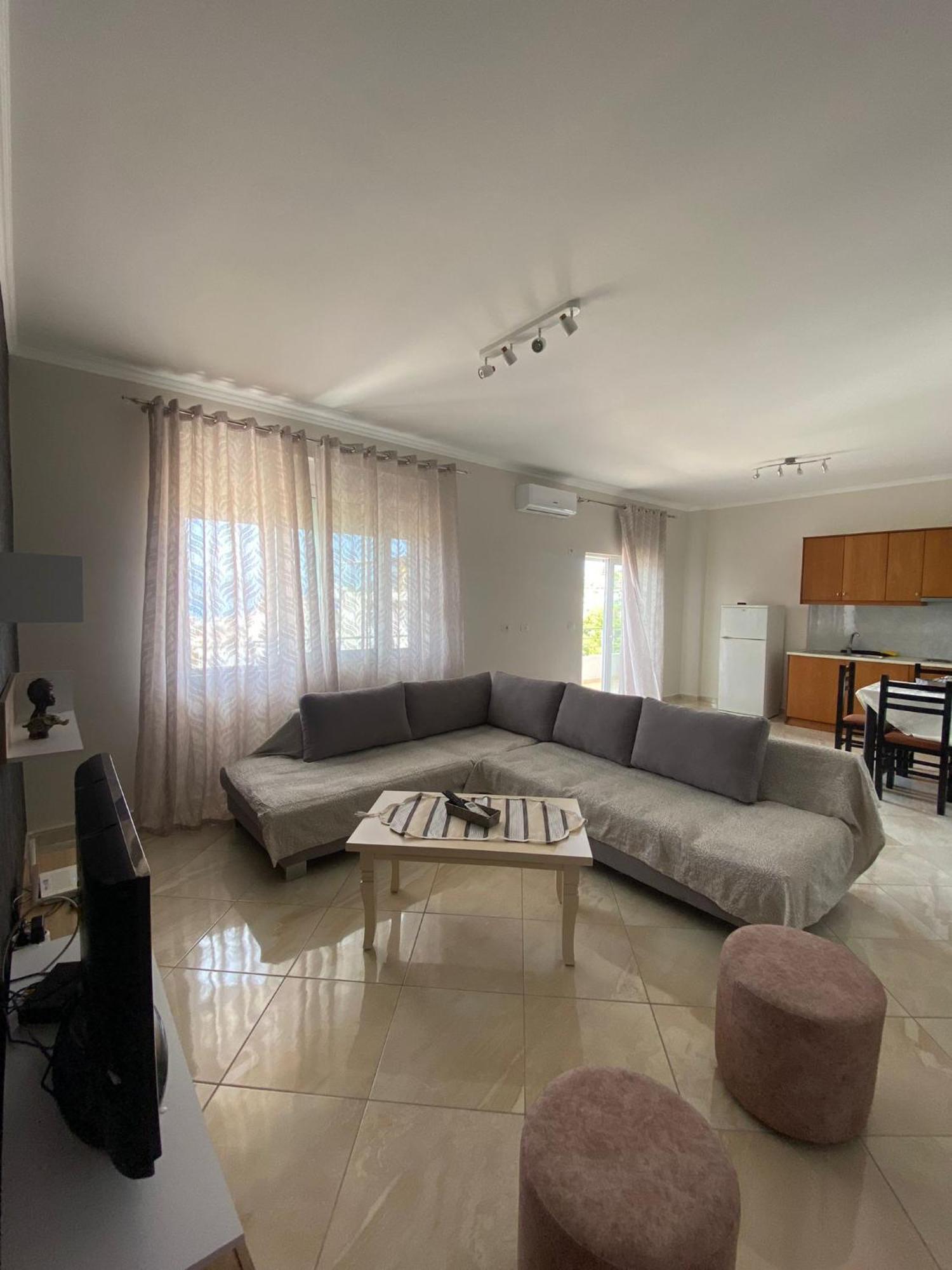 Appartamento Melina House Sarandë Esterno foto